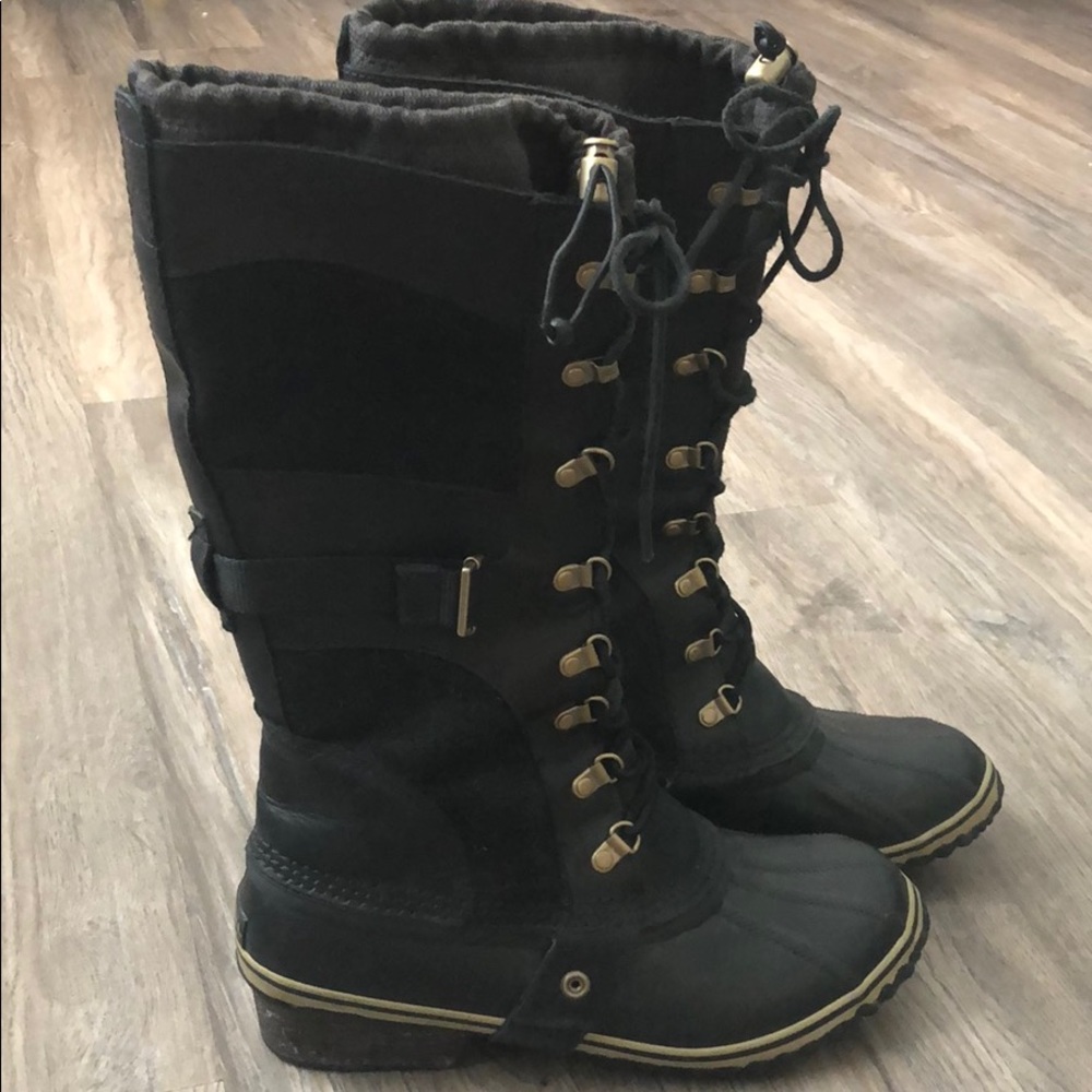 Sorel Carly Conquest boots.. Great boots...